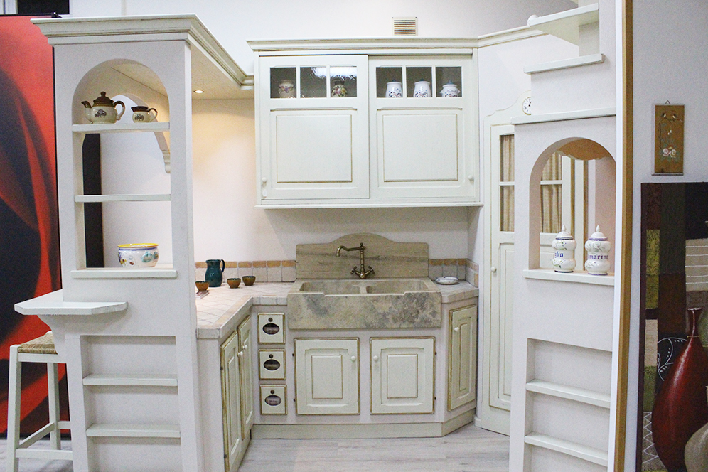 Cucina laccata in muratura Avorio